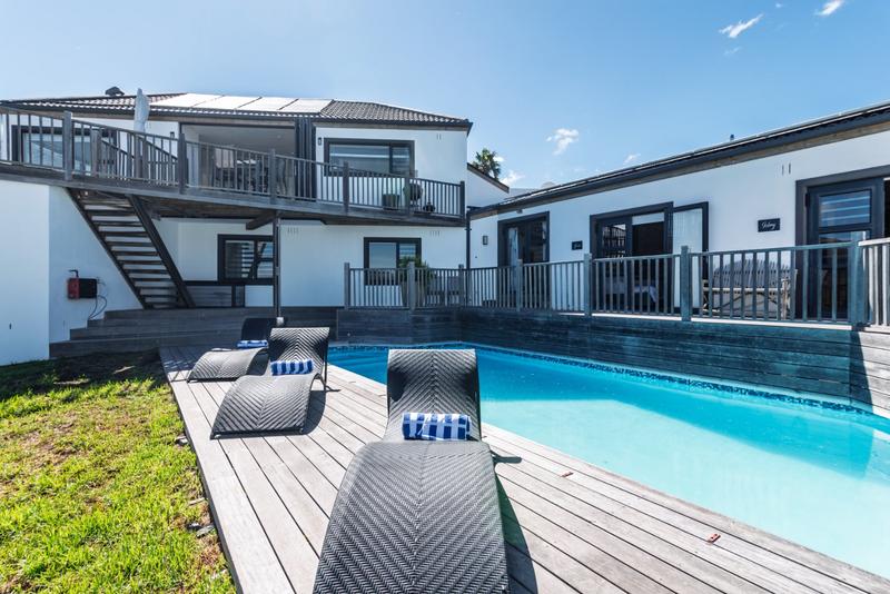 7 Bedroom Property for Sale in San Michel Western Cape